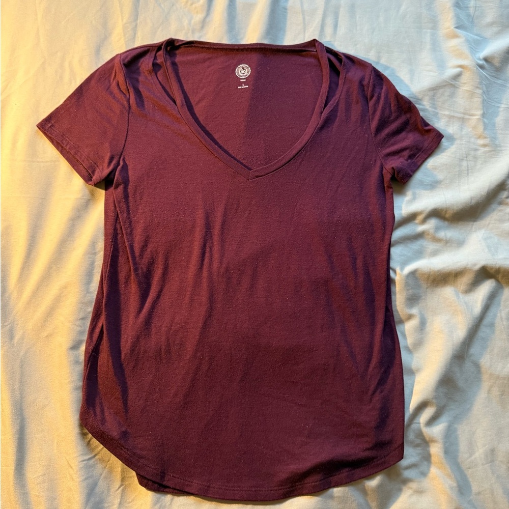 Women's Deep Maroon V-Neck Tee w Cutouts